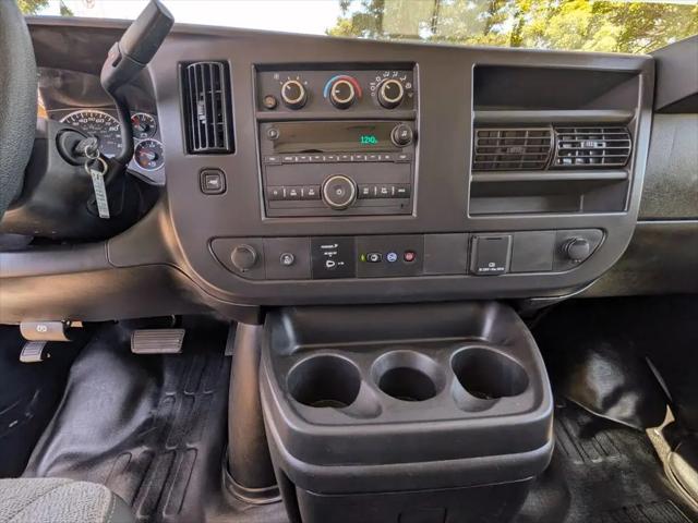 2024 GMC Savana Cargo RWD 2500 Regular Wheelbase Work Van