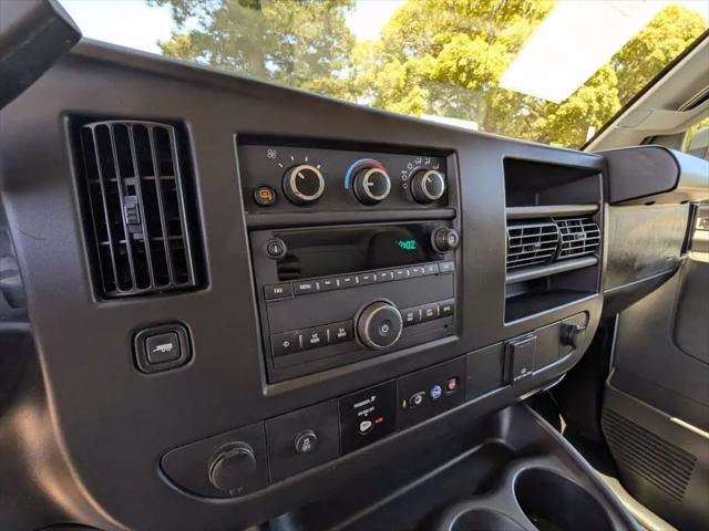 2024 GMC Savana Cargo RWD 2500 Regular Wheelbase Work Van