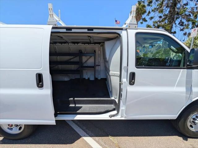 2024 GMC Savana Cargo RWD 2500 Regular Wheelbase Work Van
