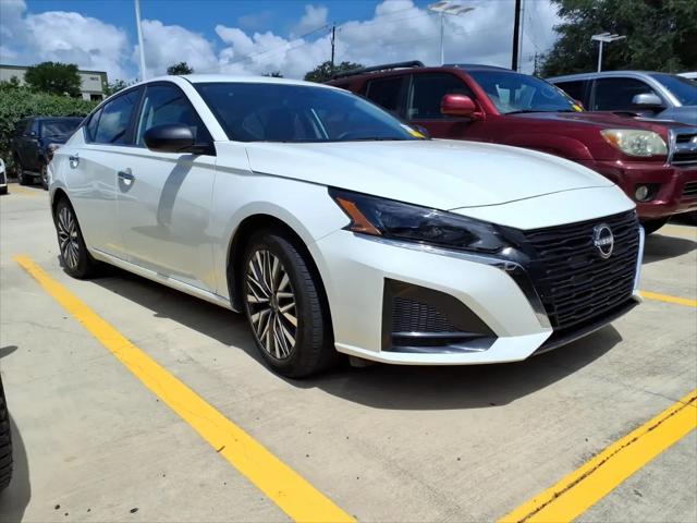 2025 Nissan Altima SV FWD