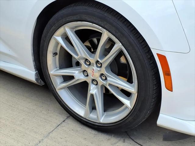 2022 Chevrolet Camaro RWD Coupe 2LT