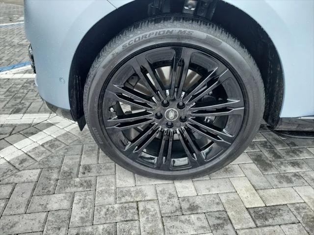 2025 Land Rover Range Rover P530 Autobiography