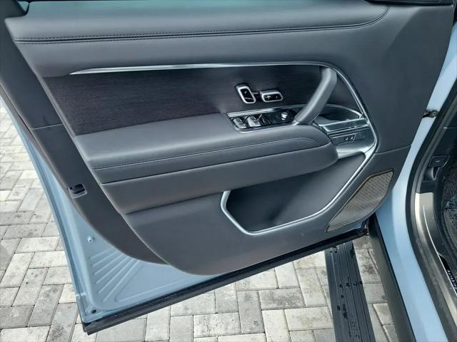 2025 Land Rover Range Rover P530 Autobiography