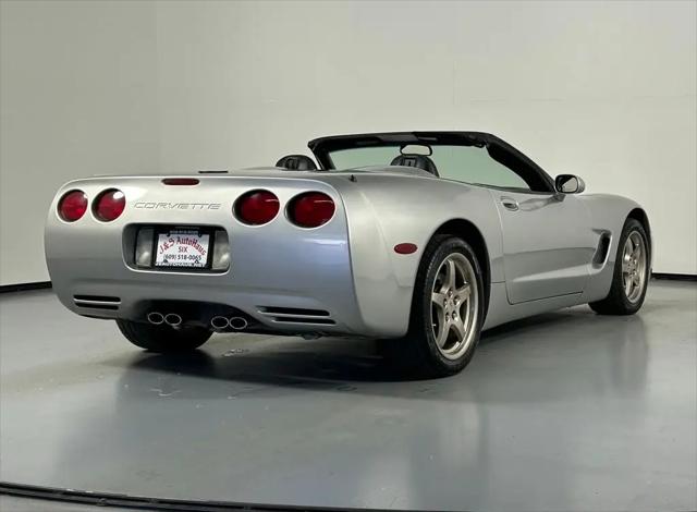 2004 Chevrolet Corvette Base