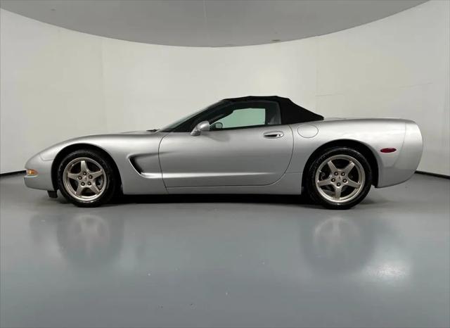 2004 Chevrolet Corvette Base