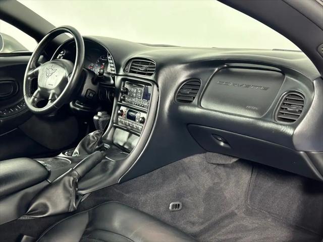 2004 Chevrolet Corvette Base