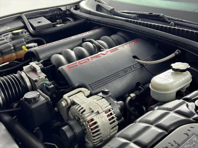 2004 Chevrolet Corvette Base