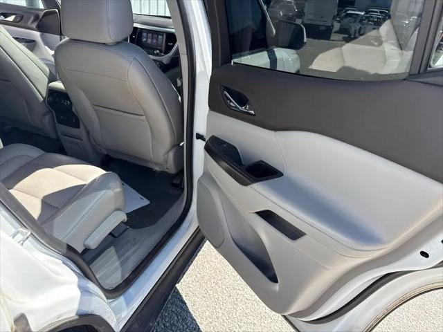 2019 GMC Acadia SLT-1