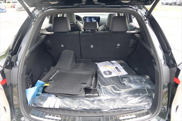 2026 Lexus NX F SPORT Handling
