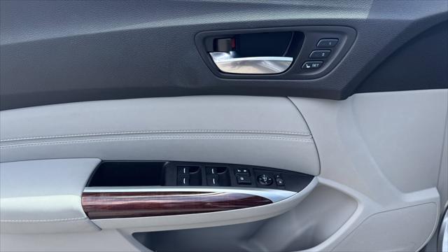 2017 Acura TLX w/Advance Package