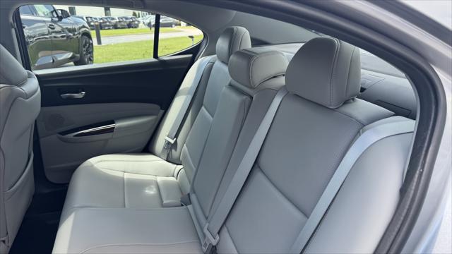 2017 Acura TLX w/Advance Package