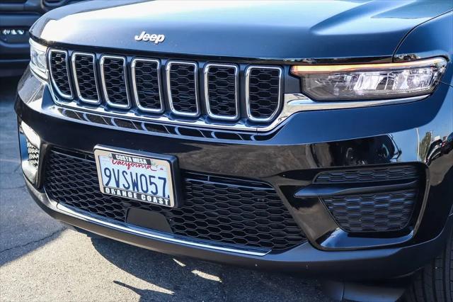 2025 Jeep Grand Cherokee Laredo X 4x2