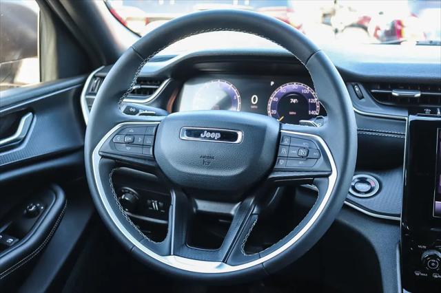 2025 Jeep Grand Cherokee Laredo X 4x2