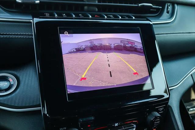 2025 Jeep Grand Cherokee Laredo X 4x2