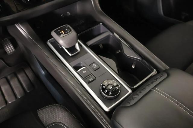 2025 Nissan Pathfinder SV 4WD