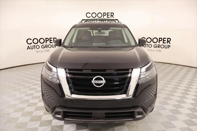 2025 Nissan Pathfinder SV 4WD