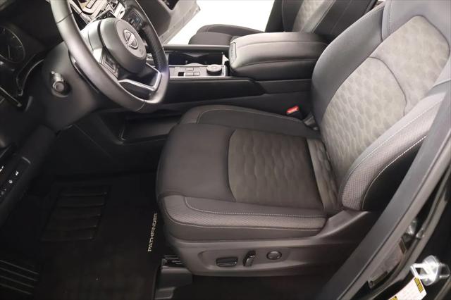2025 Nissan Pathfinder SV 4WD