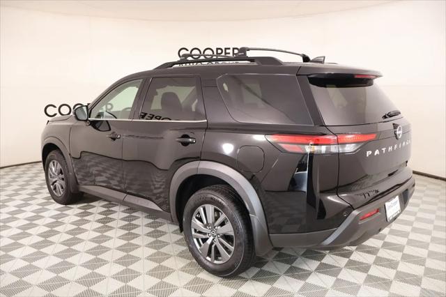 2025 Nissan Pathfinder SV 4WD