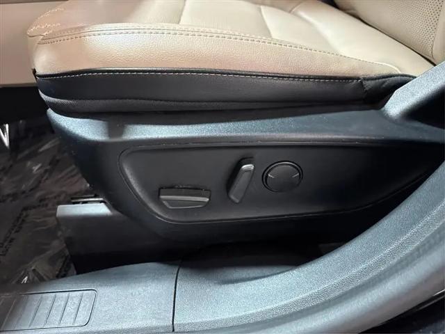 2021 Ford Escape SEL Hybrid