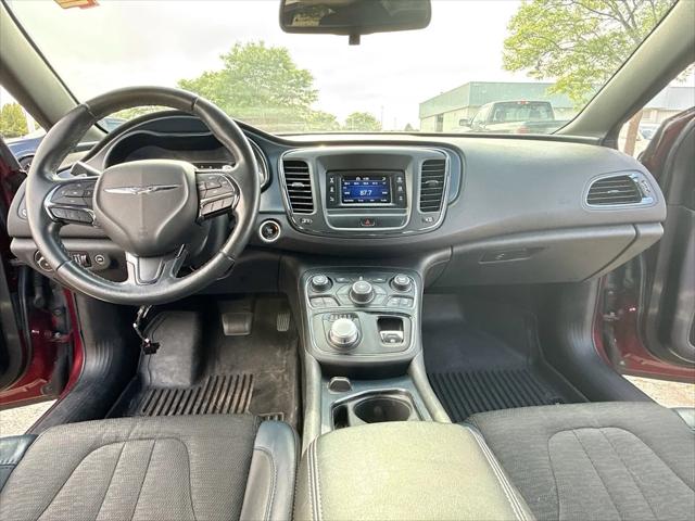 2015 Chrysler 200 S