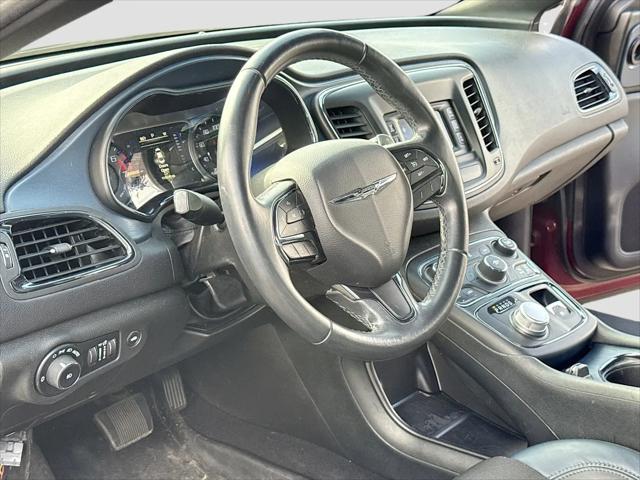 2015 Chrysler 200 S