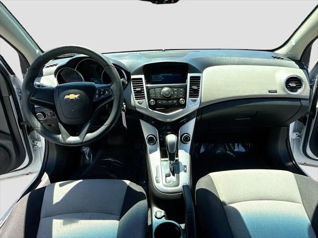 2015 Chevrolet Cruze LS Auto
