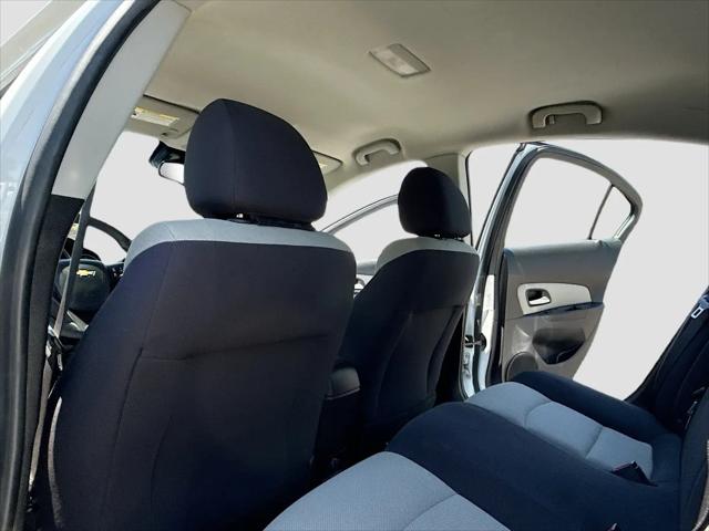 2015 Chevrolet Cruze LS Auto