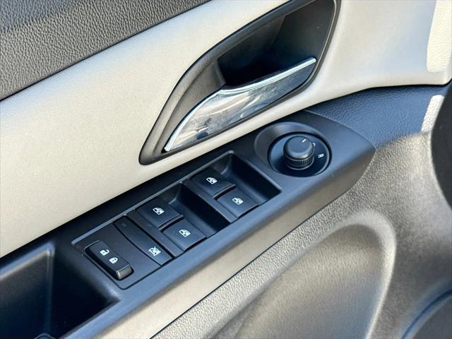 2015 Chevrolet Cruze LS Auto
