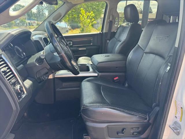 2018 Ram 3500 Laramie Crew Cab 4x4 8' Box