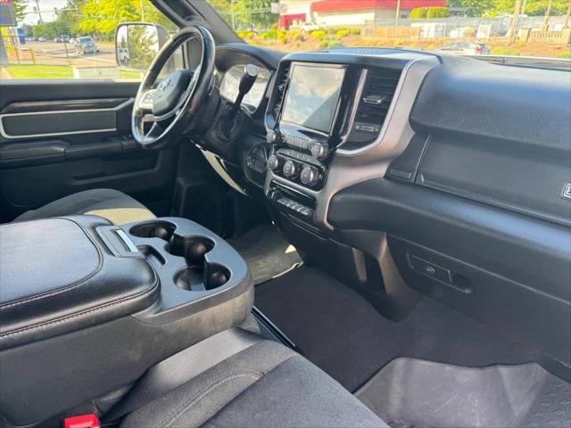 2020 Ram 3500 Big Horn Crew Cab 4x4 8' Box