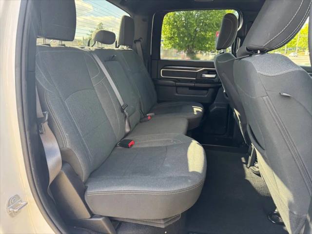 2020 Ram 3500 Big Horn Crew Cab 4x4 8' Box