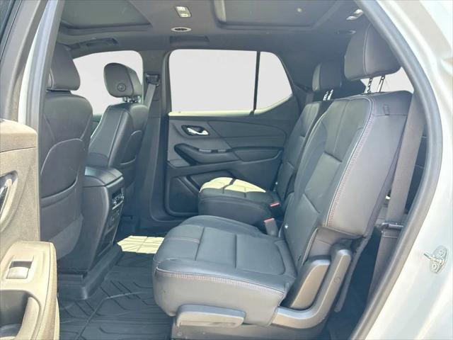 2022 Chevrolet Traverse AWD RS