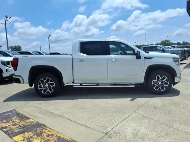 2026 GMC Sierra 1500 Crew Cab, Short Bed, SLT, 4WD