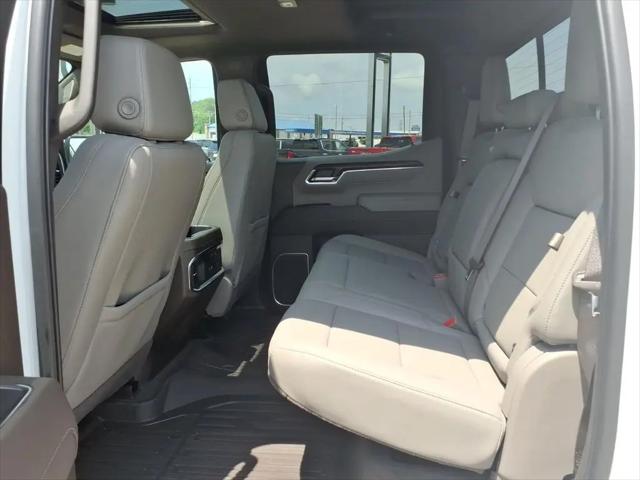 2026 GMC Sierra 1500 Crew Cab, Short Bed, SLT, 4WD
