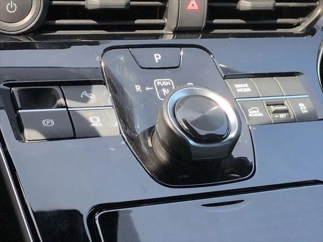 2024 Subaru Solterra Premium