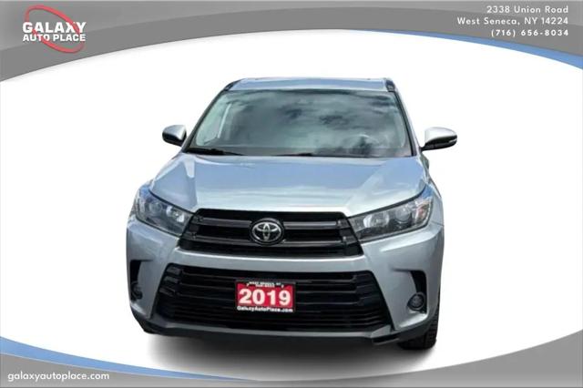 2019 Toyota Highlander SE