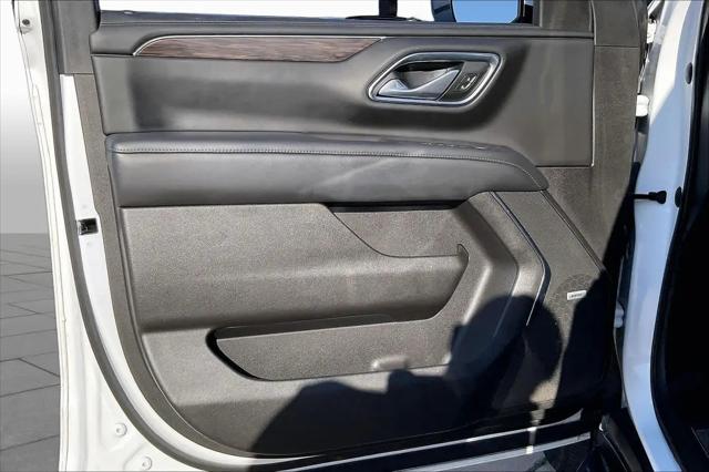 2021 Chevrolet Suburban 4WD LT