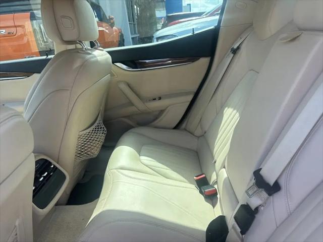 2017 Maserati Ghibli Standard