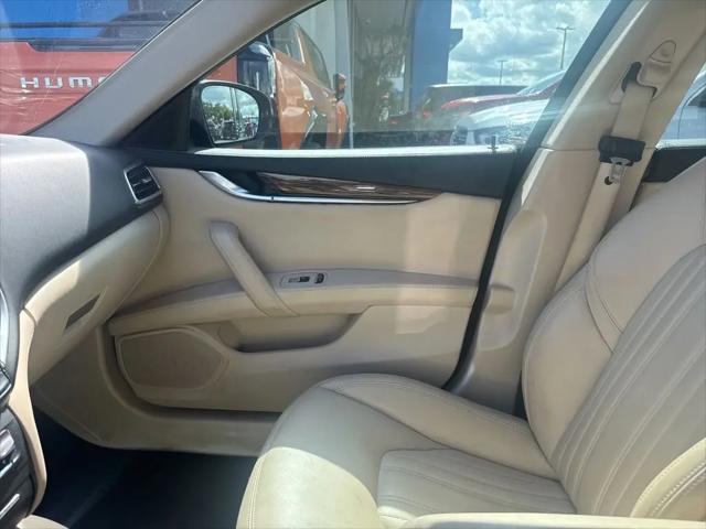 2017 Maserati Ghibli Standard