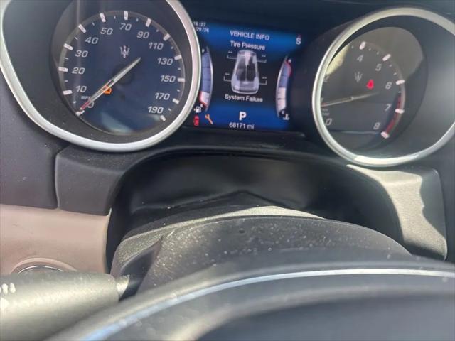 2017 Maserati Ghibli Standard