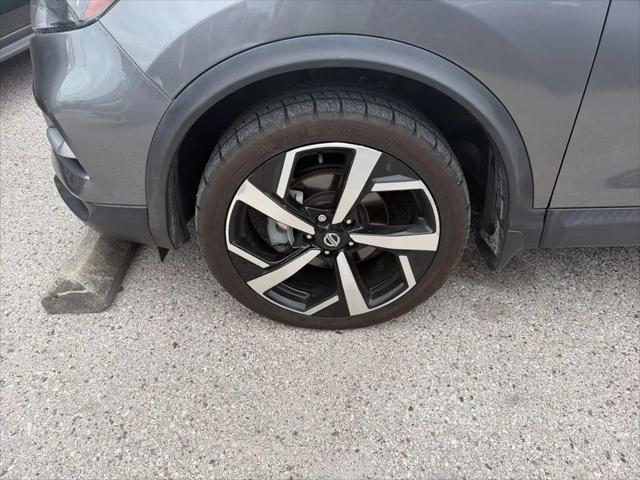 2021 Nissan Rogue Sport SL FWD Xtronic CVT