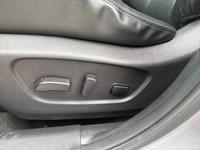 2021 Nissan Rogue Sport SL FWD Xtronic CVT