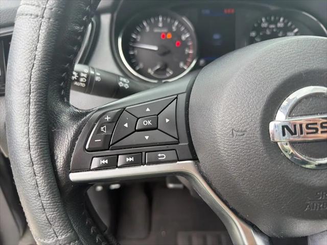 2021 Nissan Rogue Sport SL FWD Xtronic CVT
