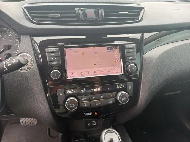 2021 Nissan Rogue Sport SL FWD Xtronic CVT