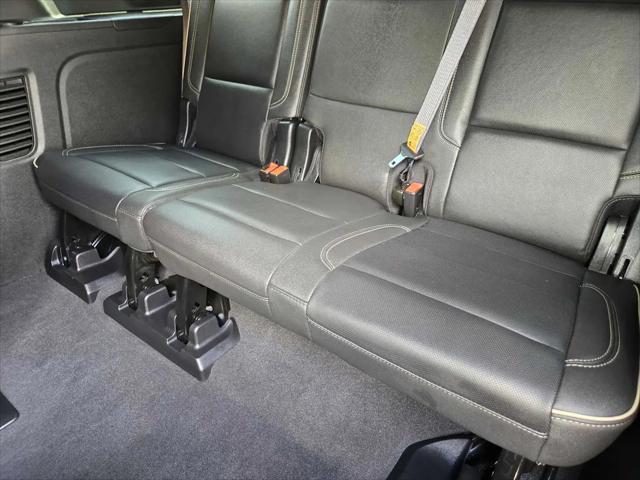 2024 GMC Yukon XL 4WD SLT
