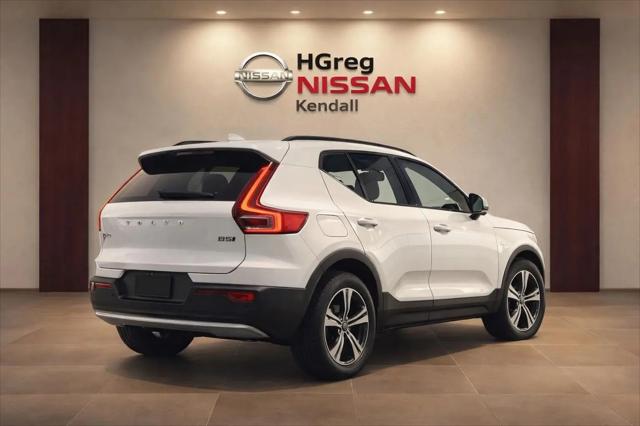 2024 Volvo XC40 B5 Core Bright Theme
