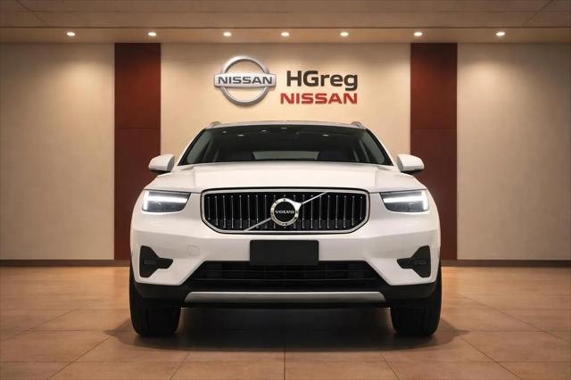 2024 Volvo XC40 B5 Core Bright Theme