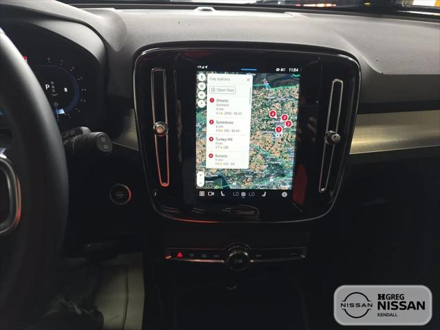 2024 Volvo XC40 B5 Core Bright Theme