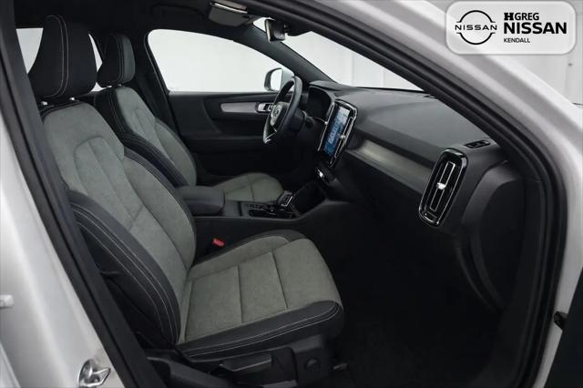 2024 Volvo XC40 B5 Core Bright Theme