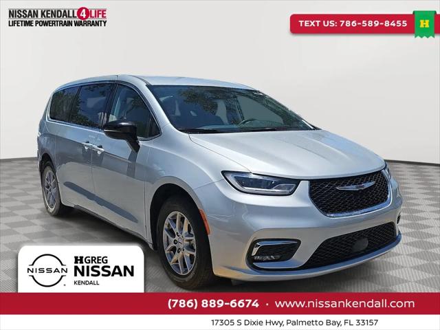 2024 Chrysler Pacifica Touring L for sale in Palmetto Bay, FL